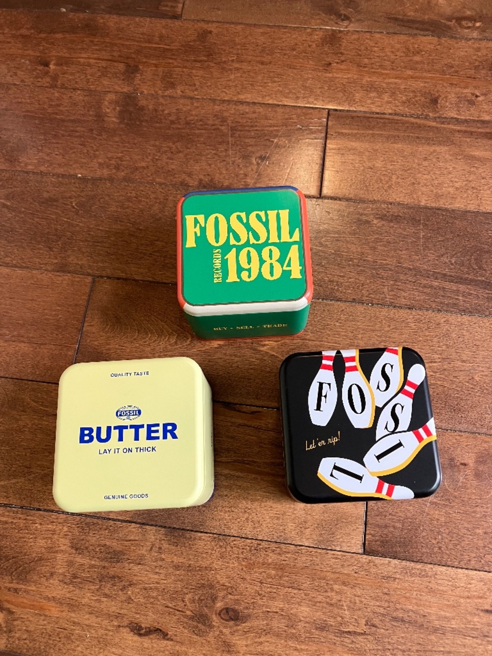 Fossil Watch Tins (empty)